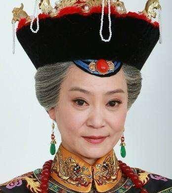 弘历生母是谁(弘历的生母和养母)